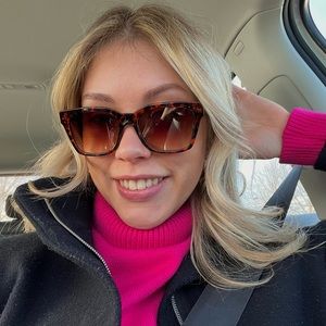 Meet your Posher, Megan